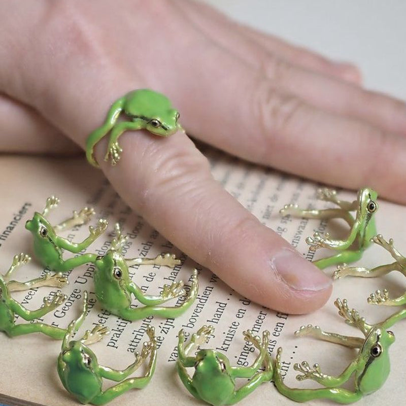 Latest-tree Frog Ring Earrings
