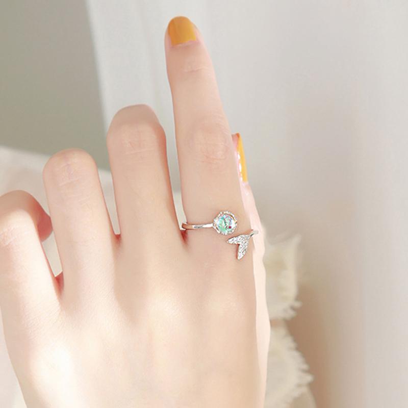 Fish Tail Ring with Moonstone