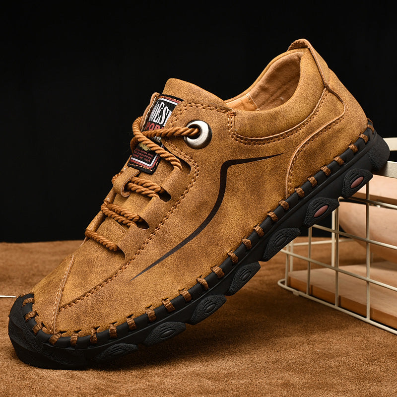 Men's shoes for outdoor hiking