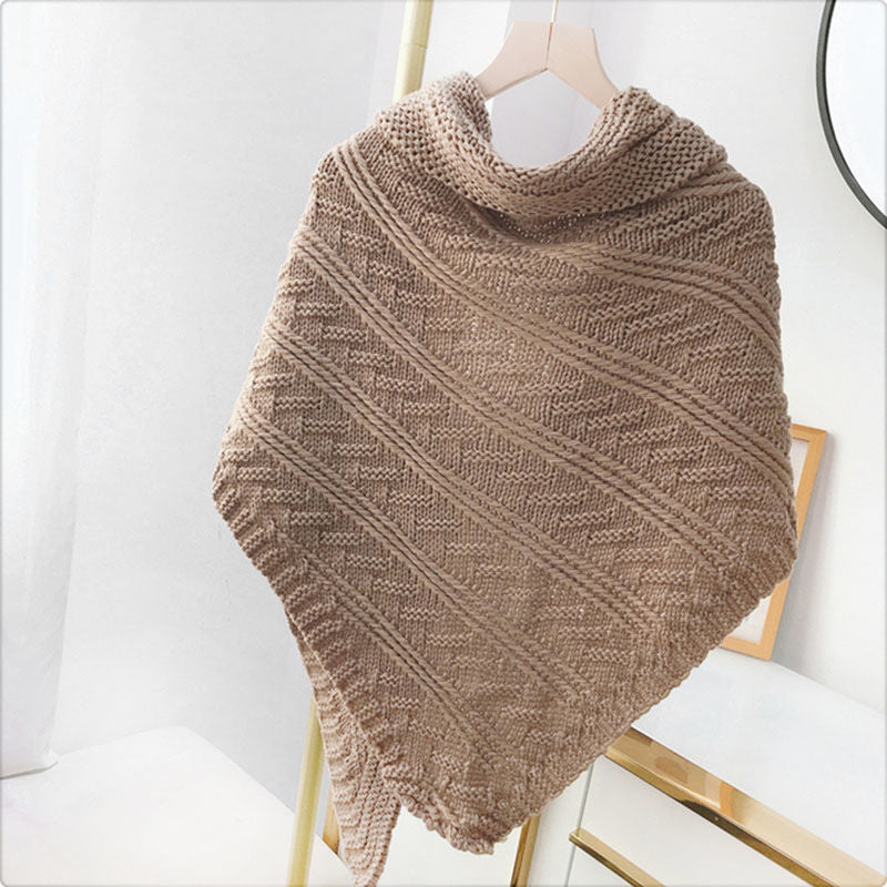 Knitted triangle shawl with leather buckle