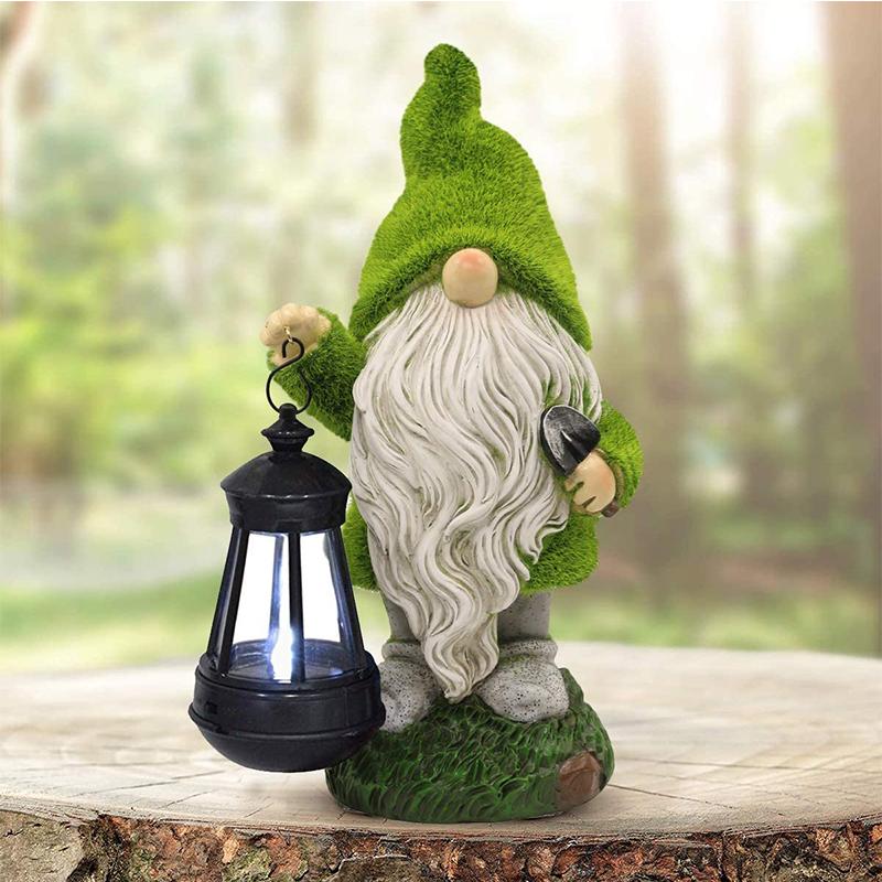 Solar Garden Gnome Statue – Lantern