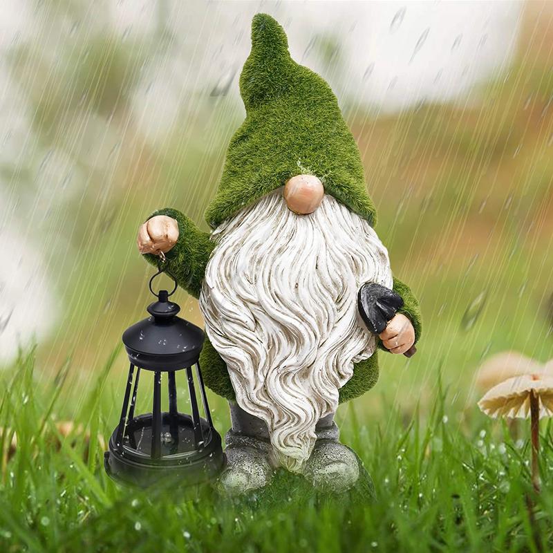 Solar Garden Gnome Statue – Lantern